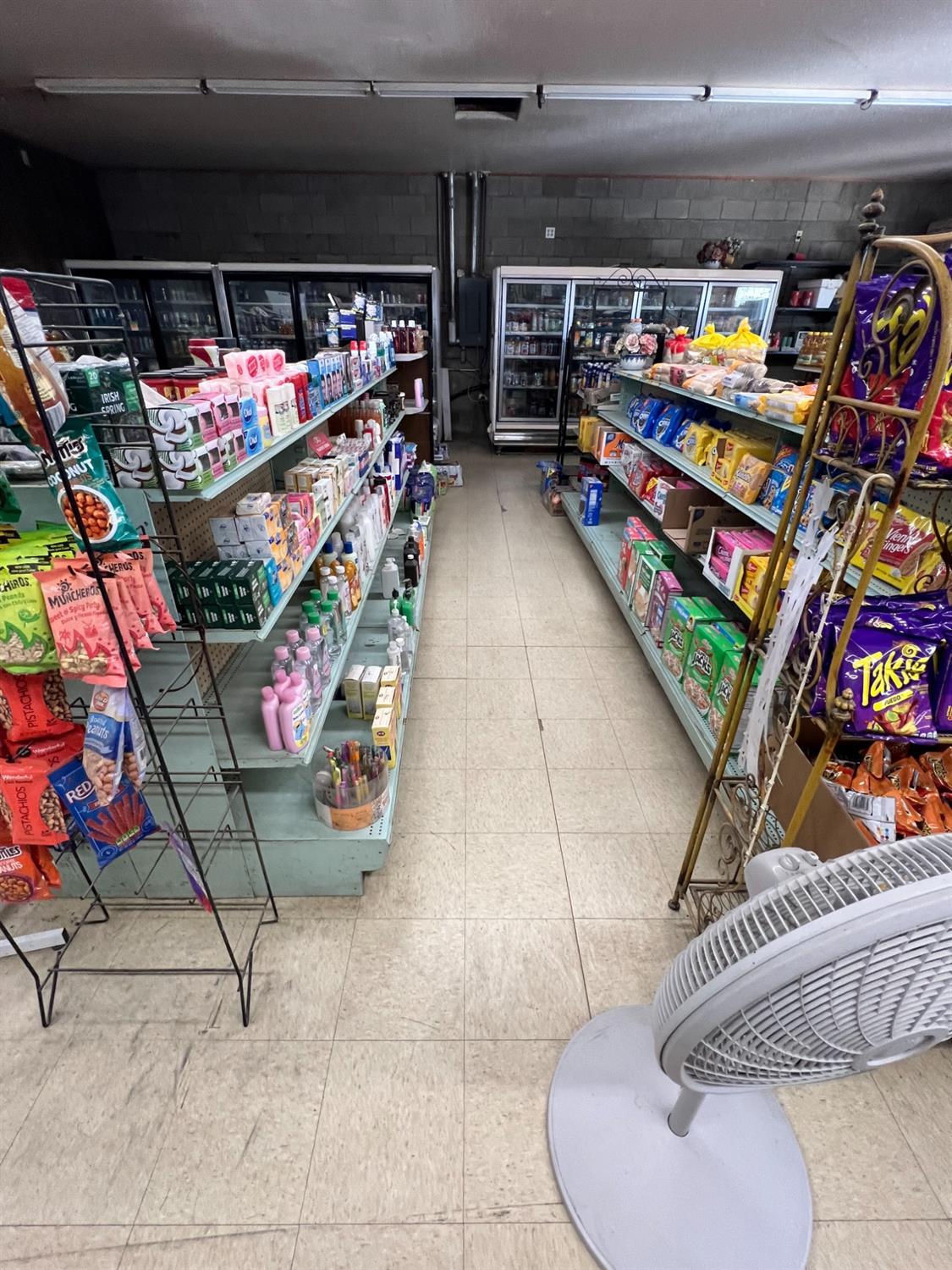 3126 W Elkhorn Ave, Caruthers, CA 93609