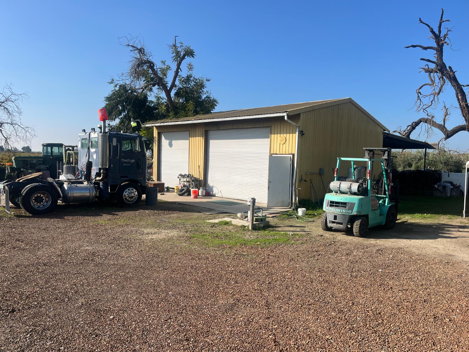 529 W. Floral Avenue, Fresno, CA 93707