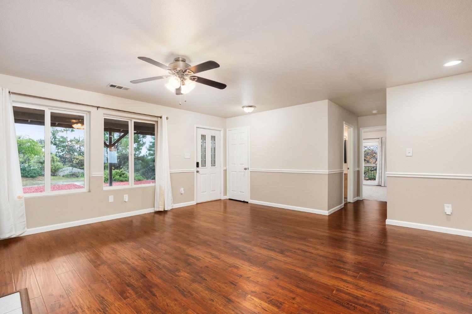 50890 Rosemary Ln, Yokuts Valley, CA 93675