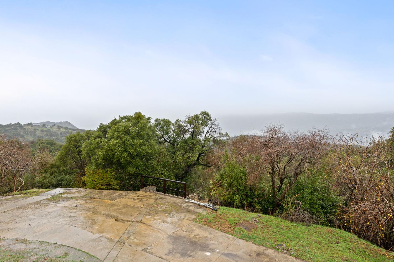 50890 Rosemary Ln, Yokuts Valley, CA 93675