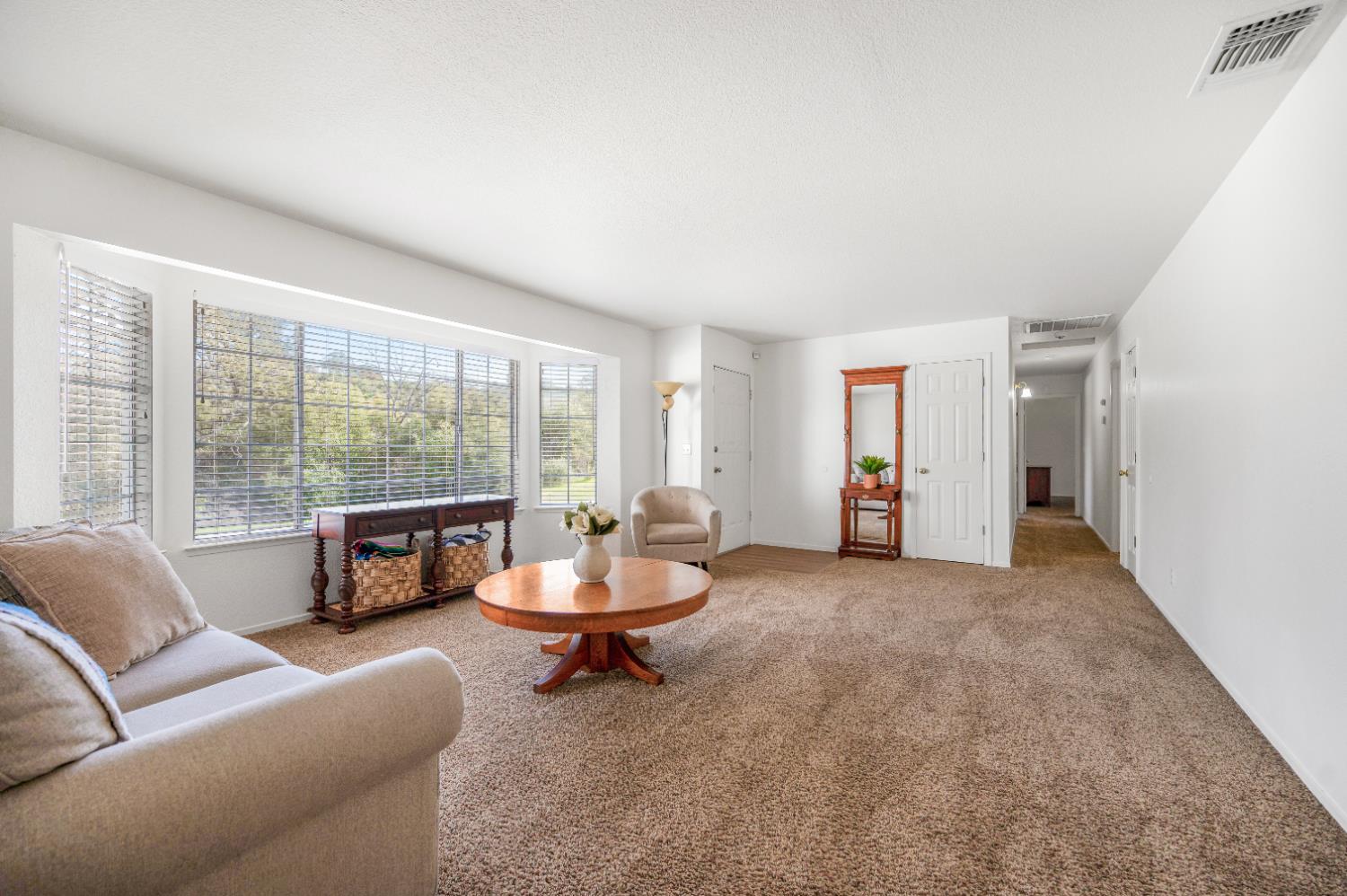 31643 Buck Run Ln, Coarsegold, CA 93614