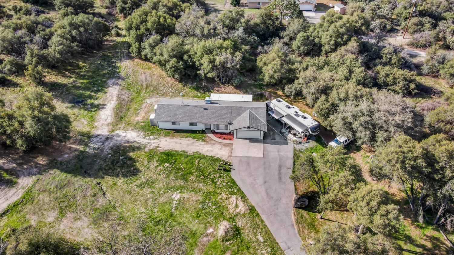 31643 Buck Run Ln, Coarsegold, CA 93614