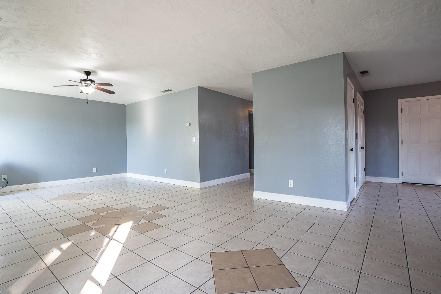 3411 N 3Rd St, Fresno, CA 93726