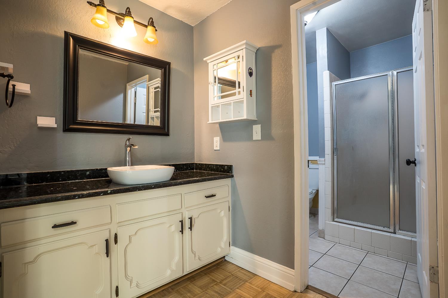 3411 N 3Rd St, Fresno, CA 93726