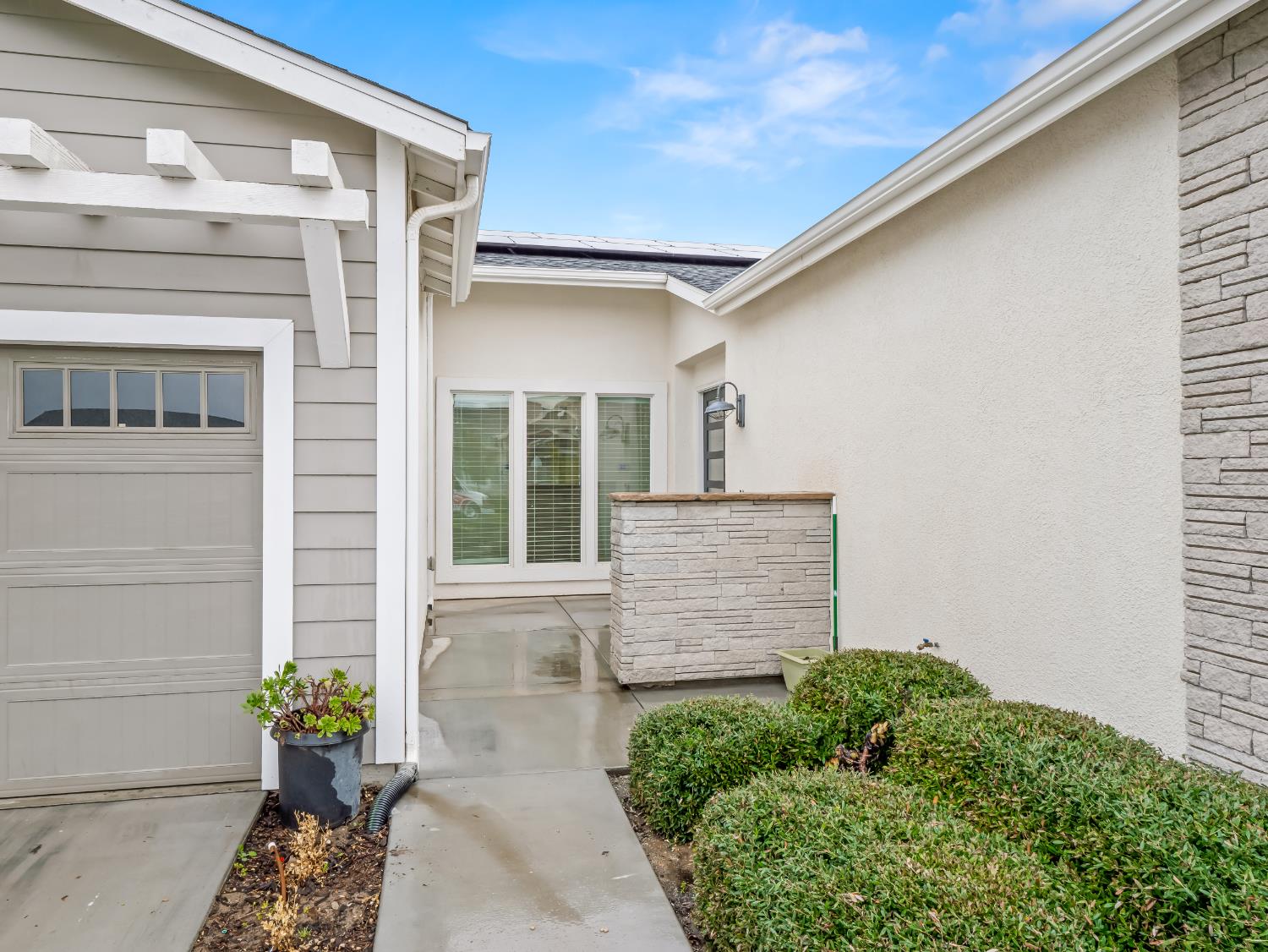 336 E Tyler Ct, Visalia, CA 93291