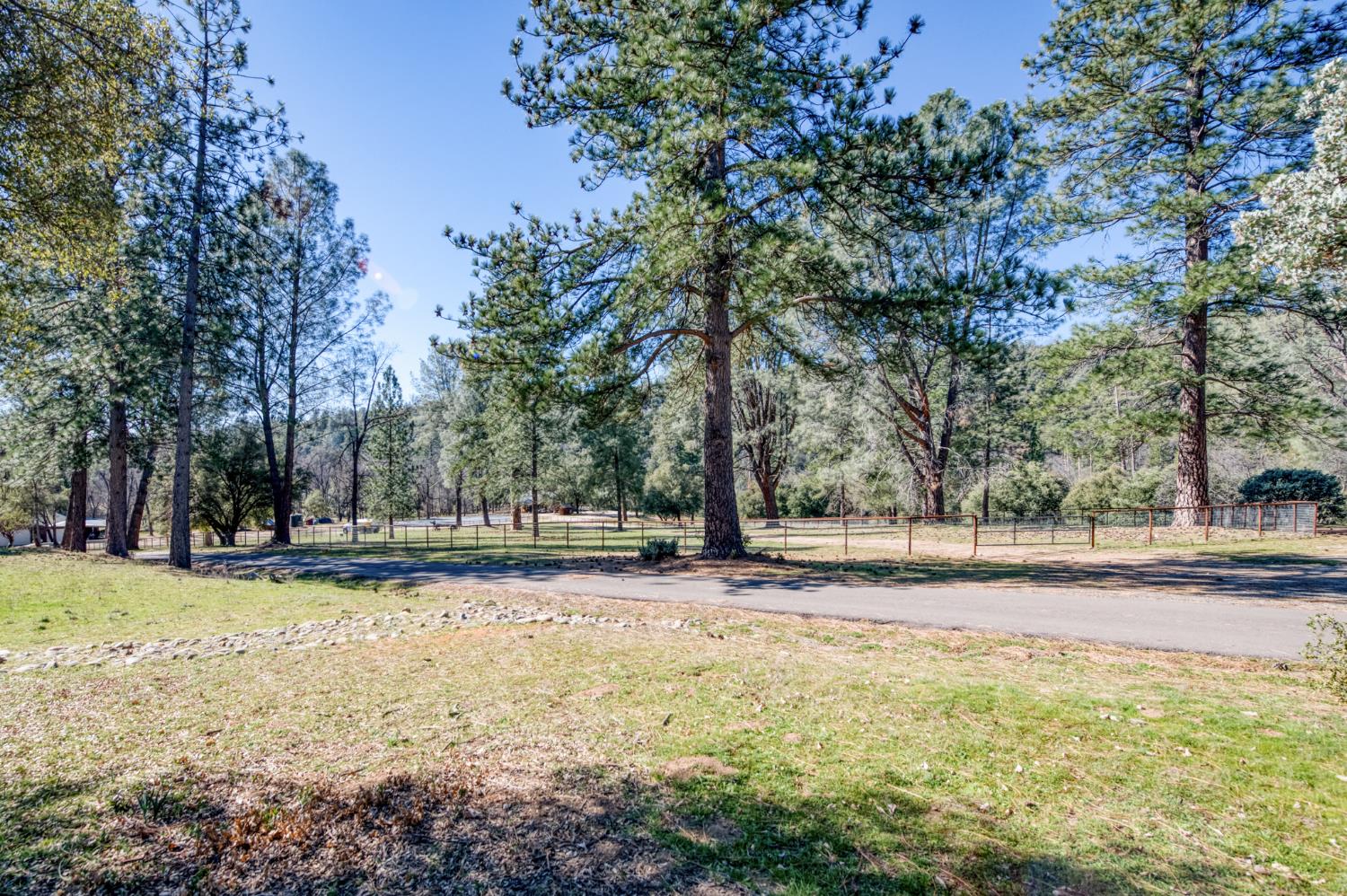 34405 Wild Rose Ln, North Fork, CA 93643