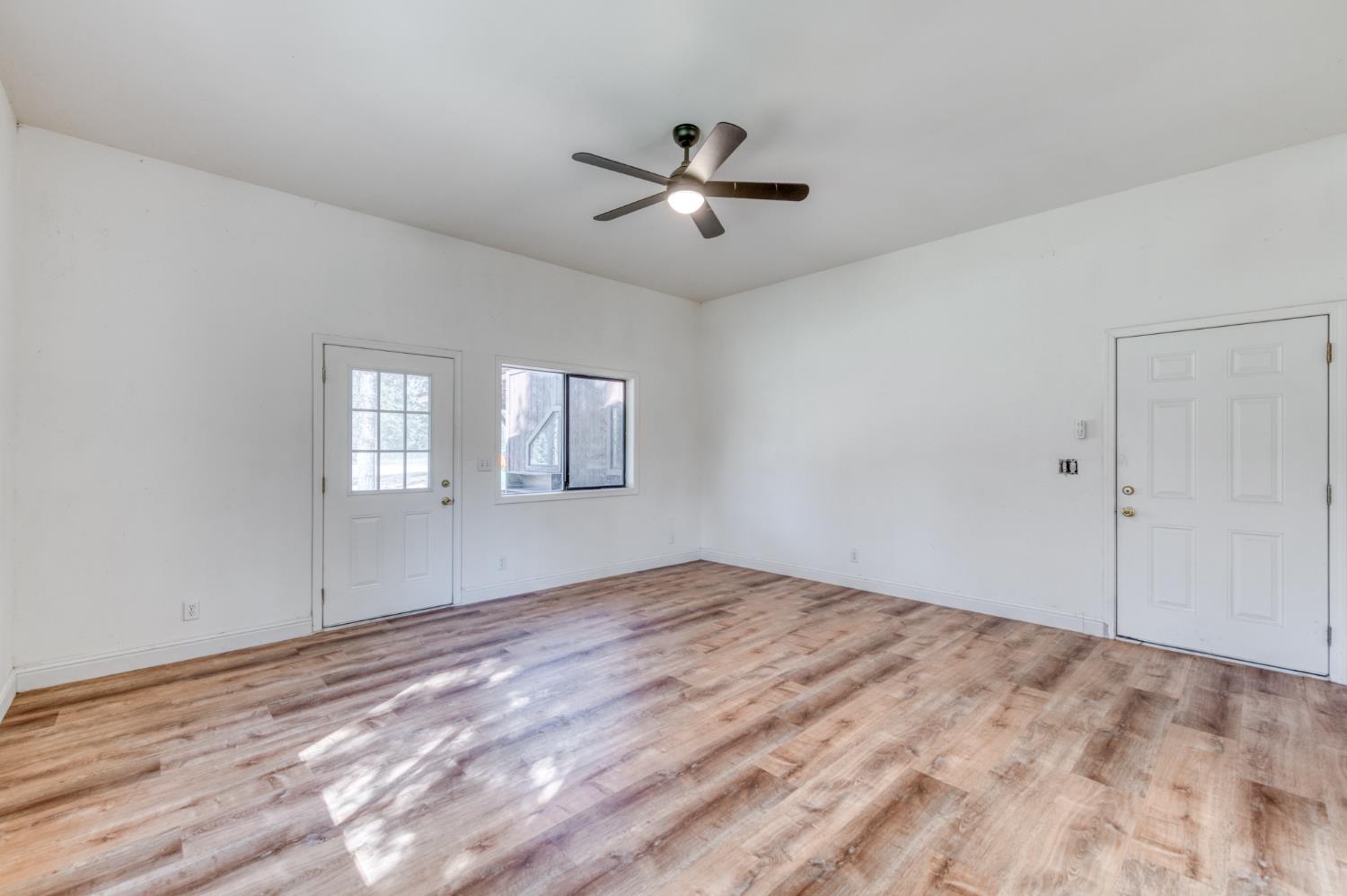 34405 Wild Rose Ln, North Fork, CA 93643