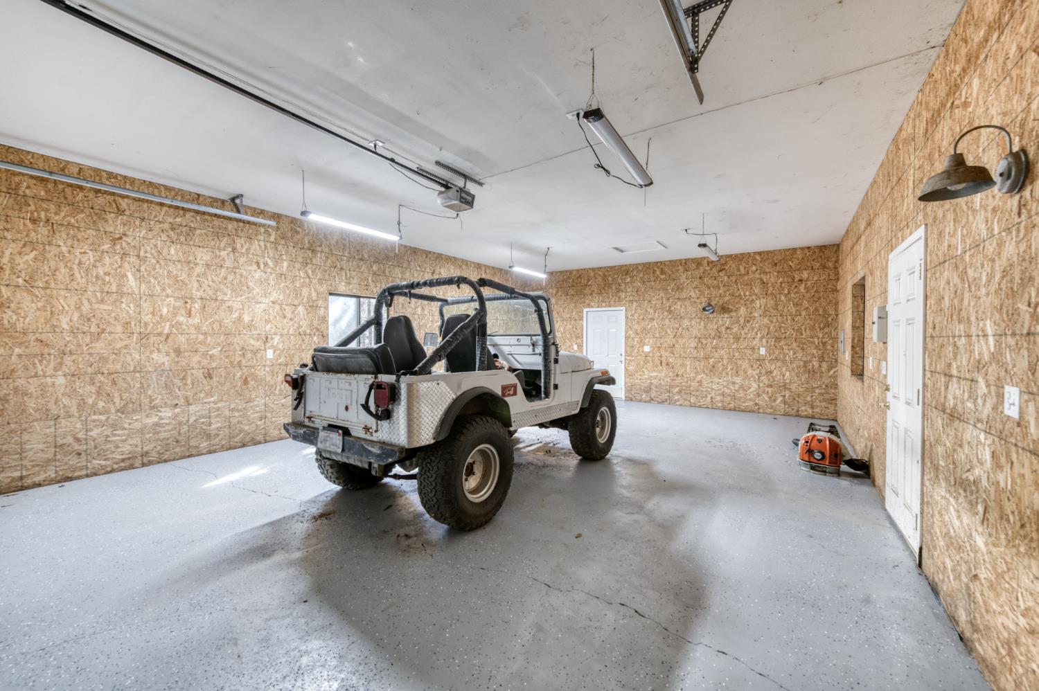 34405 Wild Rose Ln, North Fork, CA 93643