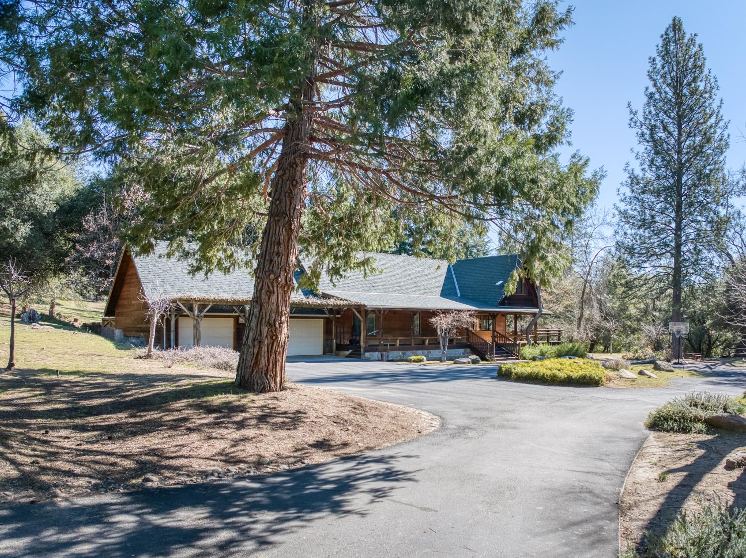 34405 Wild Rose Ln, North Fork, CA 93643
