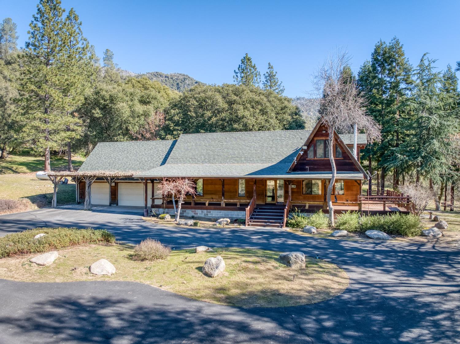 34405 Wild Rose Ln, North Fork, CA 93643