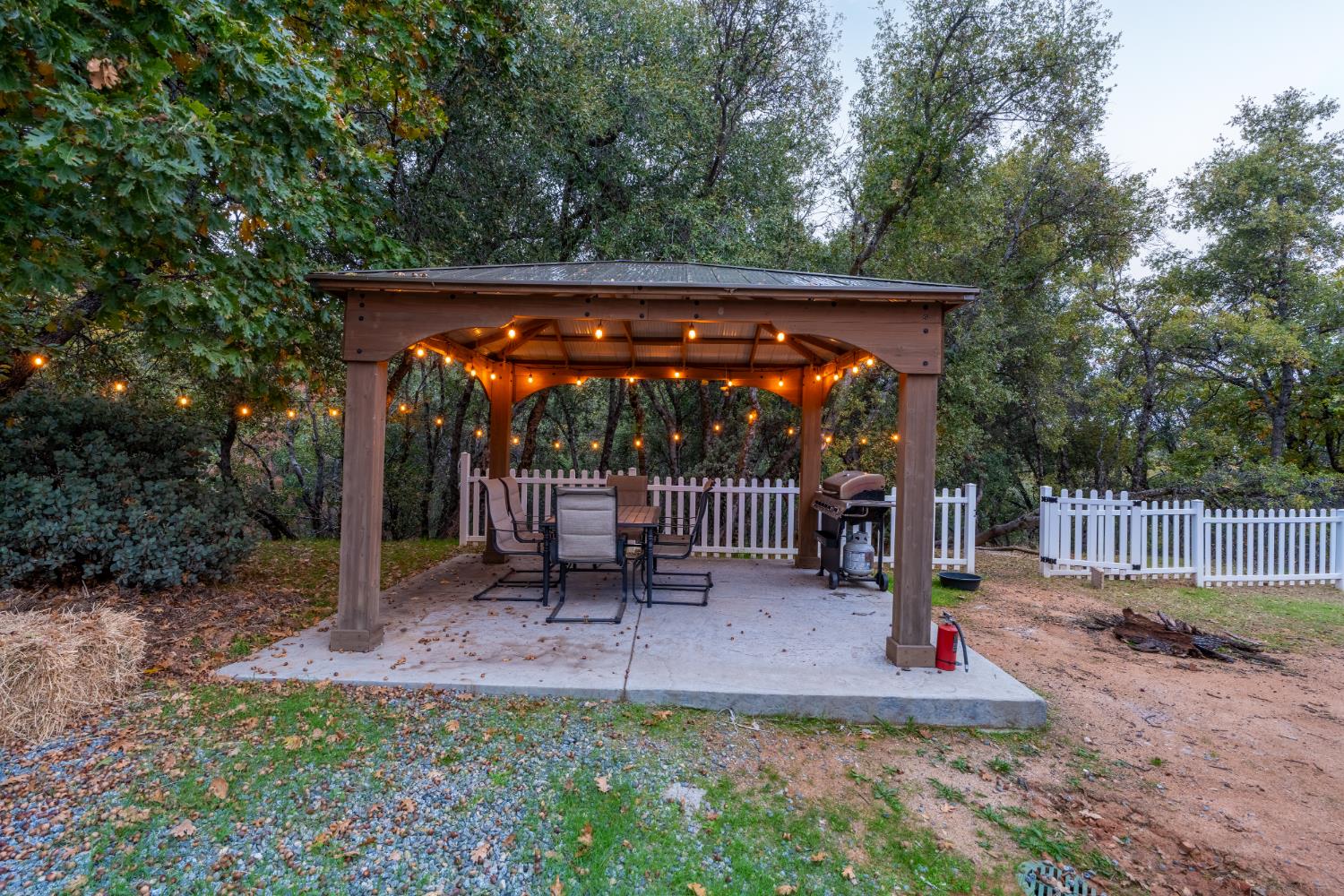 53050 Ridge Top Dr, North Fork, CA 93643