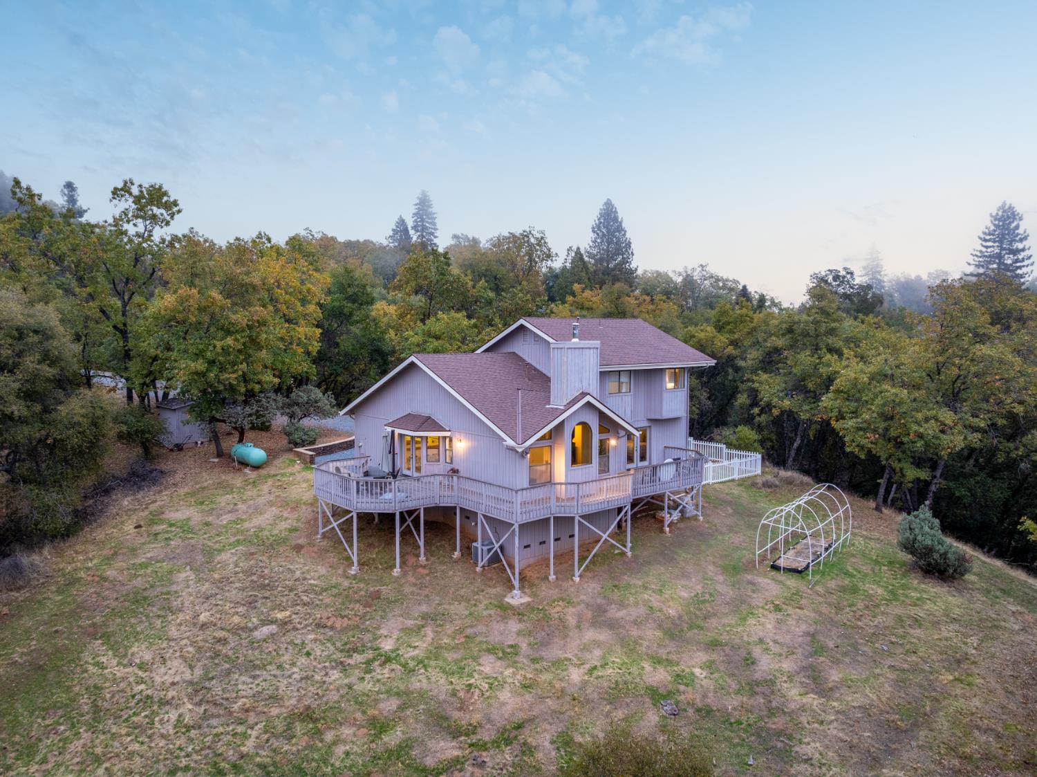 53050 Ridge Top Dr, North Fork, CA 93643