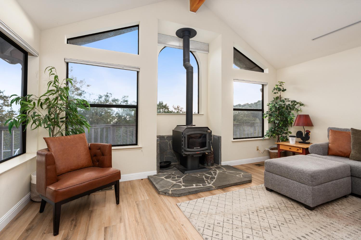 53050 Ridge Top Dr, North Fork, CA 93643