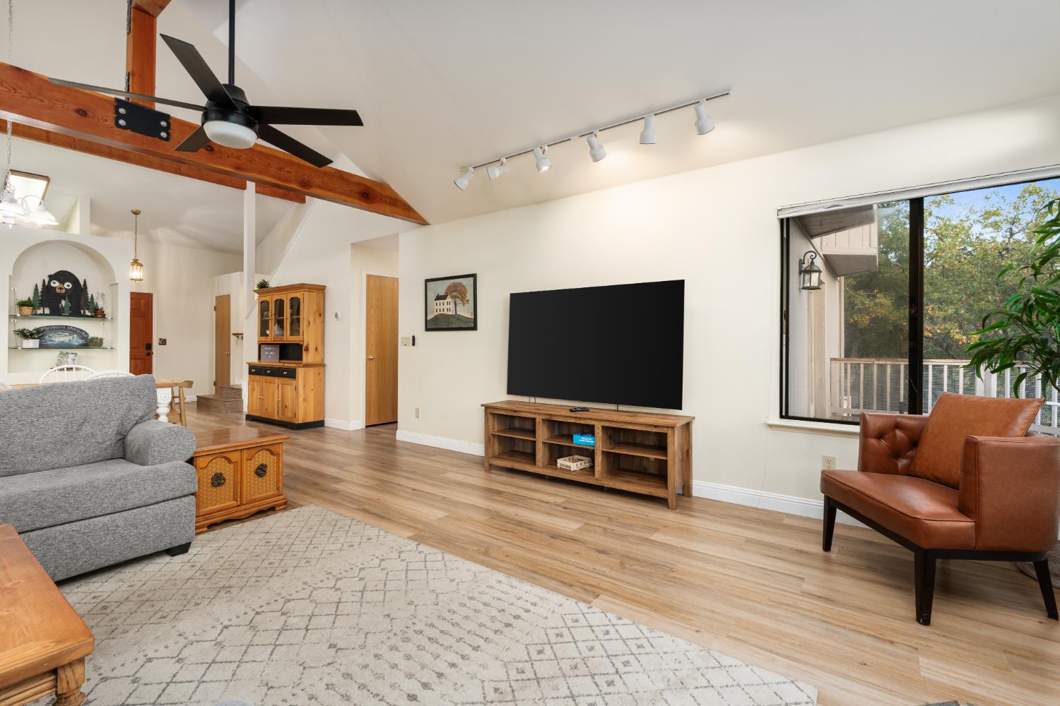 53050 Ridge Top Dr, North Fork, CA 93643