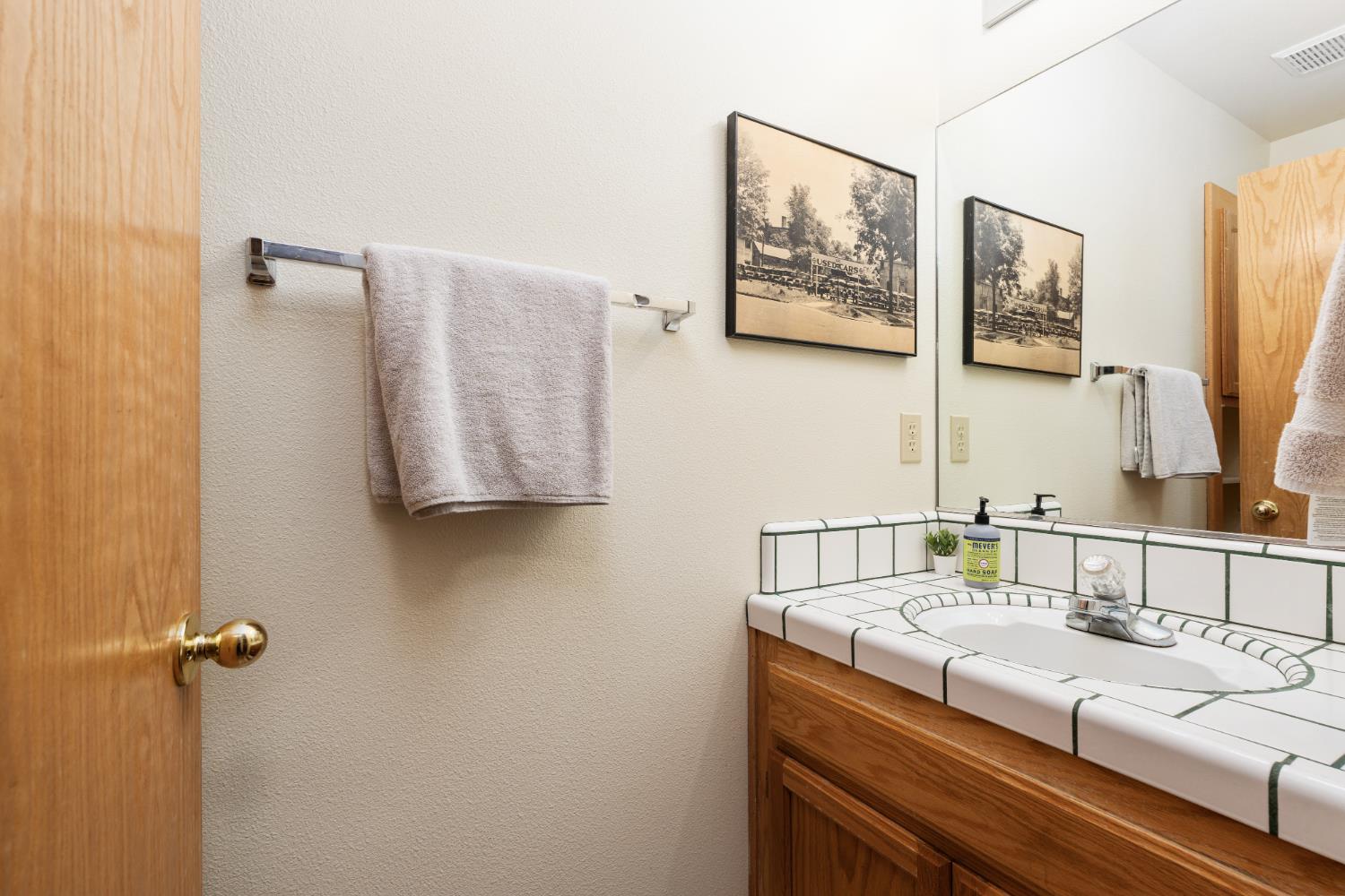 53050 Ridge Top Dr, North Fork, CA 93643