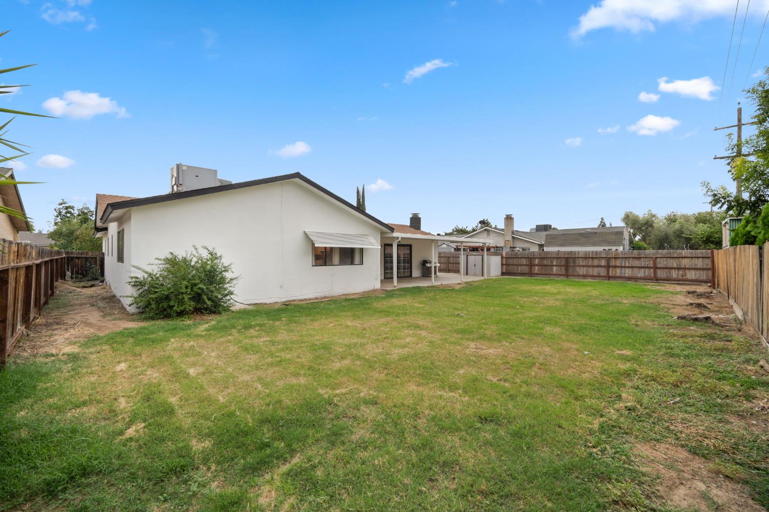 2932 Claremont Ave, Clovis, CA 93611