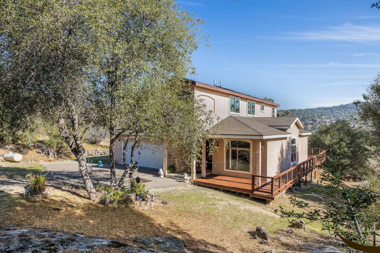30793 N Dome Dr, Coarsegold, CA 93614