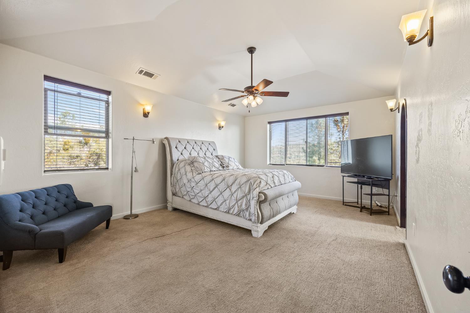 30793 N Dome Dr, Coarsegold, CA 93614