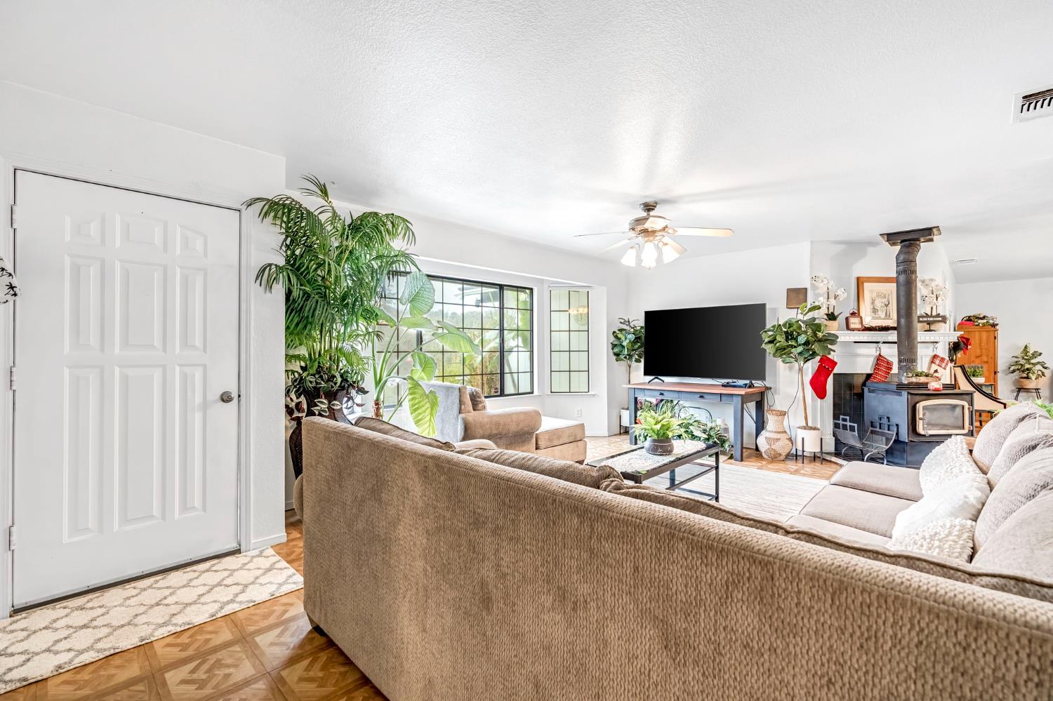 29668 Seminole Rd, Tollhouse, CA 93667