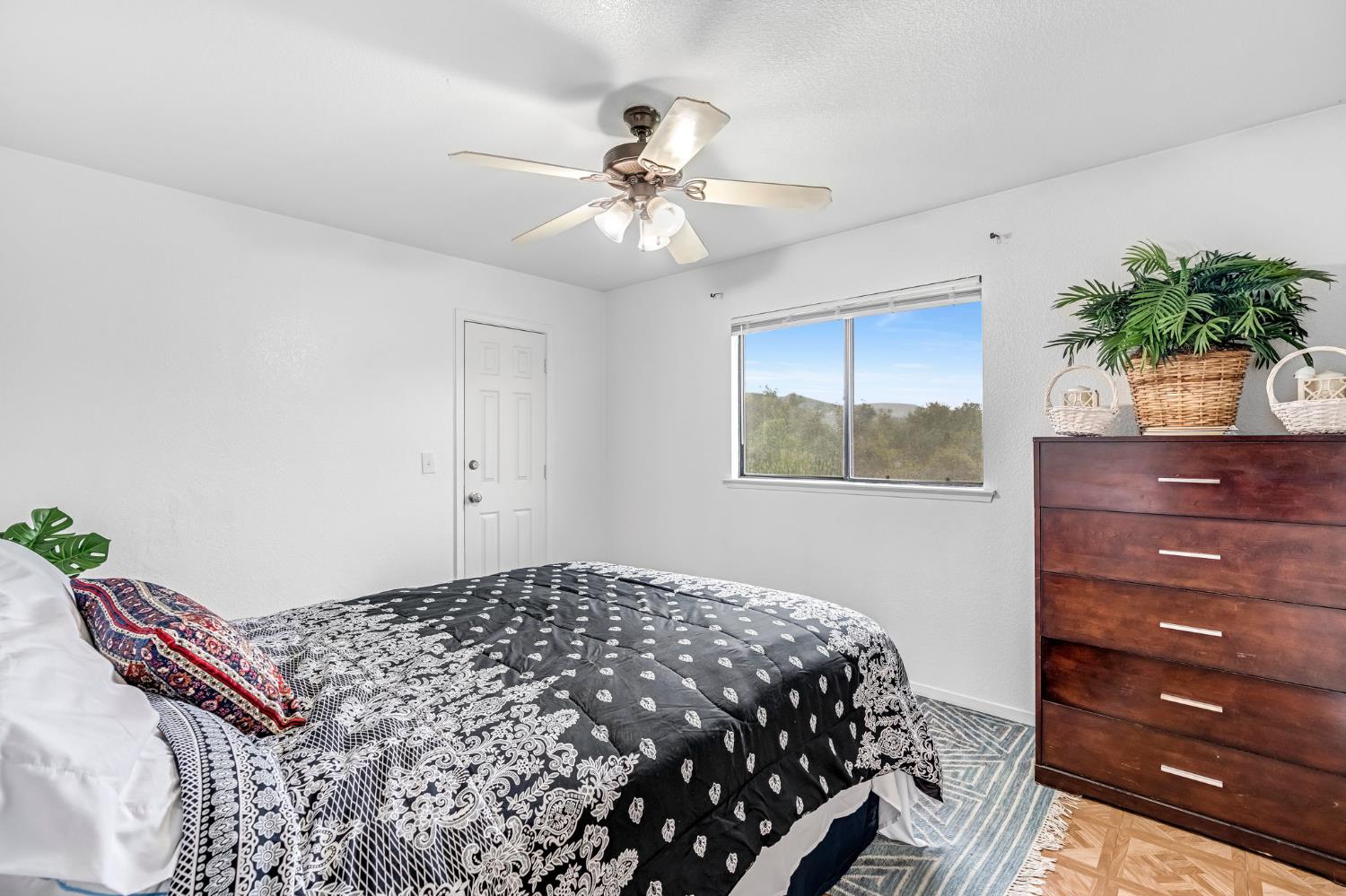 29668 Seminole Rd, Tollhouse, CA 93667