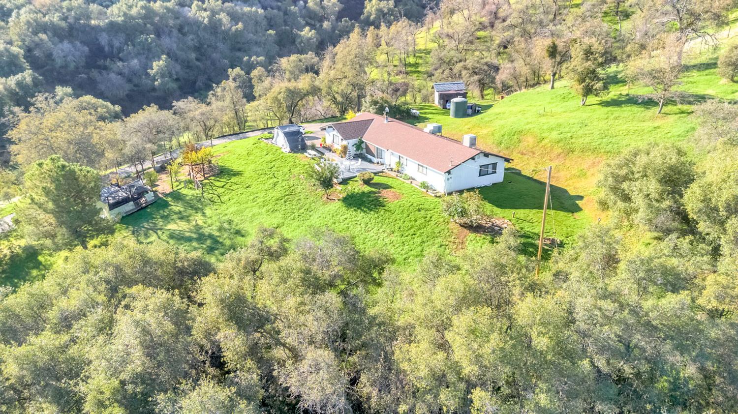 29668 Seminole Rd, Tollhouse, CA 93667