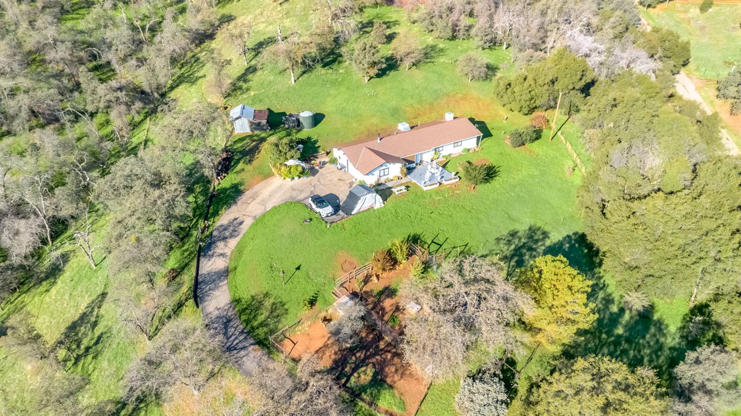 29668 Seminole Rd, Tollhouse, CA 93667