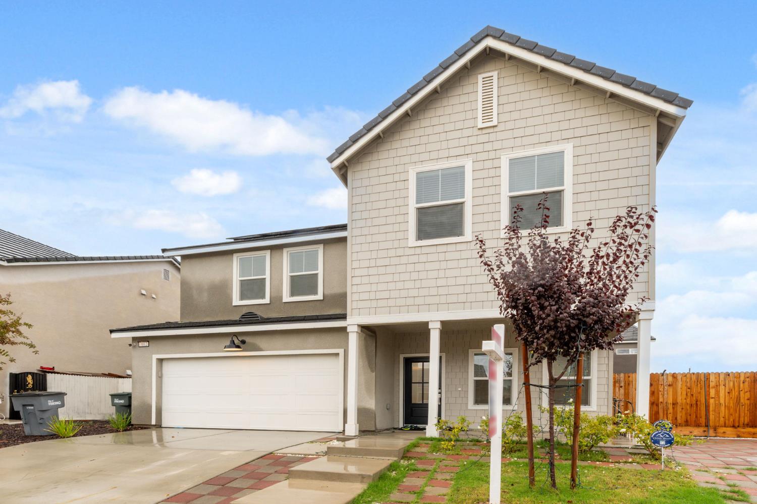 7012 W Donner Ave, Fresno, CA 93723