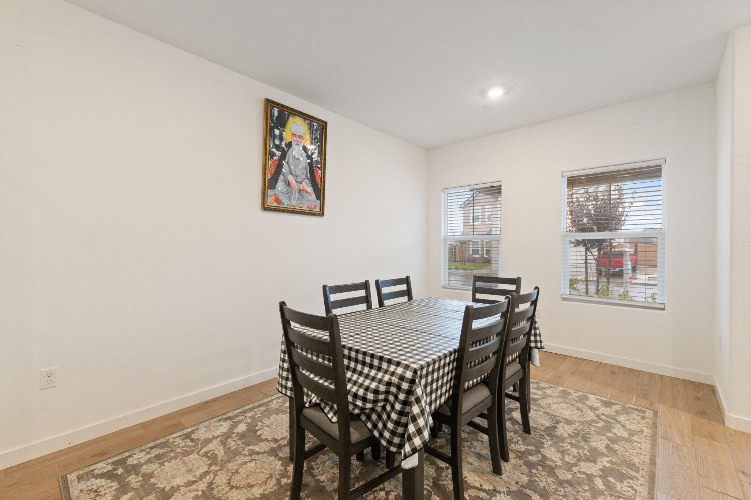 7012 W Donner Ave, Fresno, CA 93723