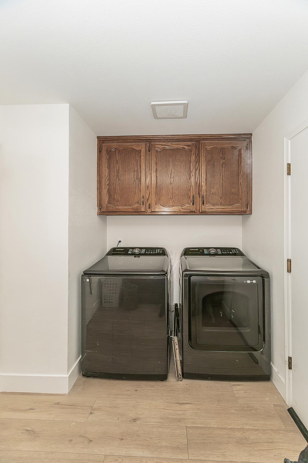 406 E Audubon Dr, Fresno, CA 93720