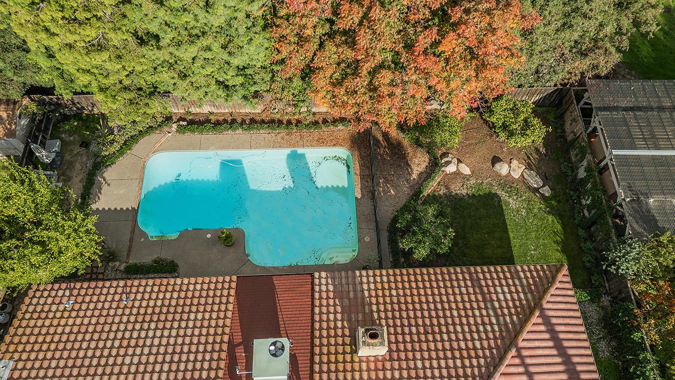 406 E Audubon Dr, Fresno, CA 93720