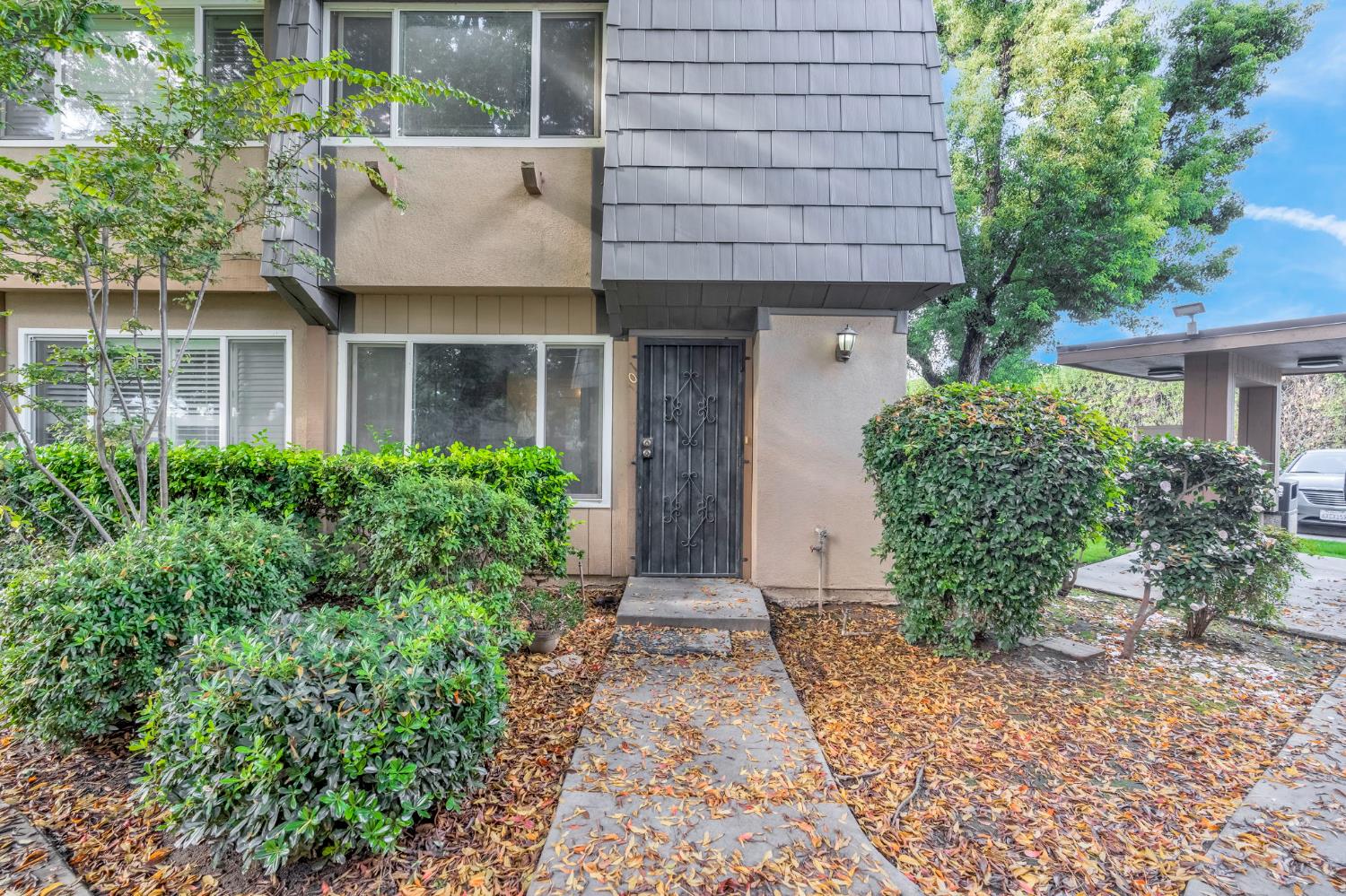 5138 E Ashlan Ave #101, Fresno, CA 93727