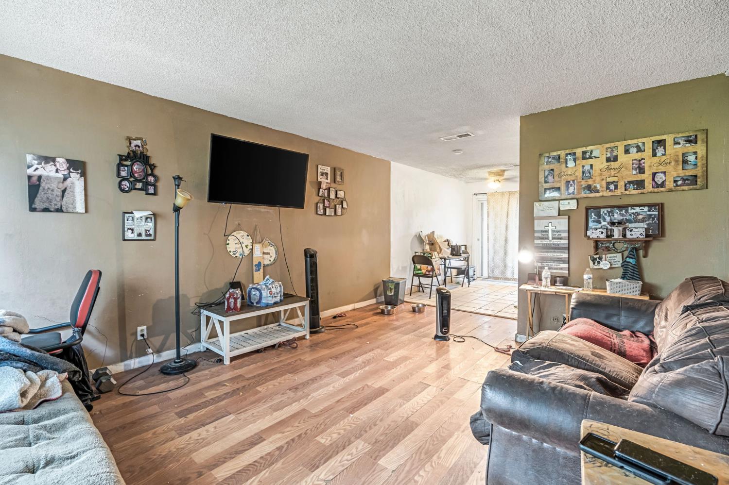 5138 E Ashlan Ave #101, Fresno, CA 93727