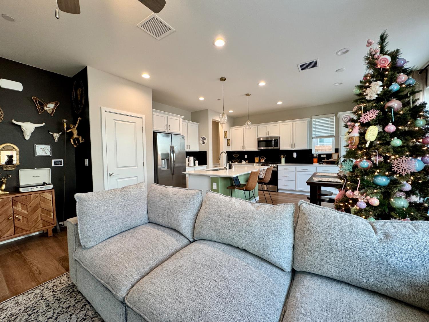 609 Josephine Ave, Madera, CA 93636