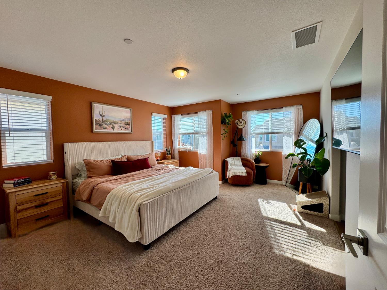 609 Josephine Ave, Madera, CA 93636