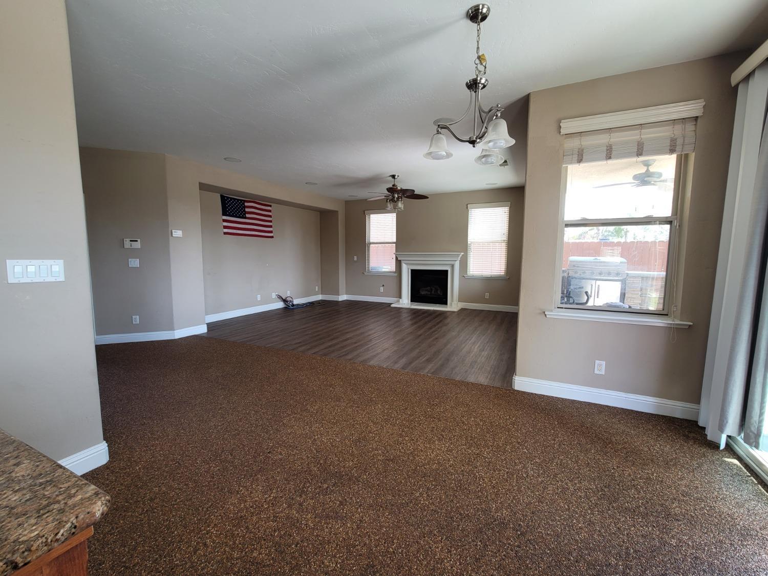 6587 W Wrenwood Ln, Fresno, CA 93723