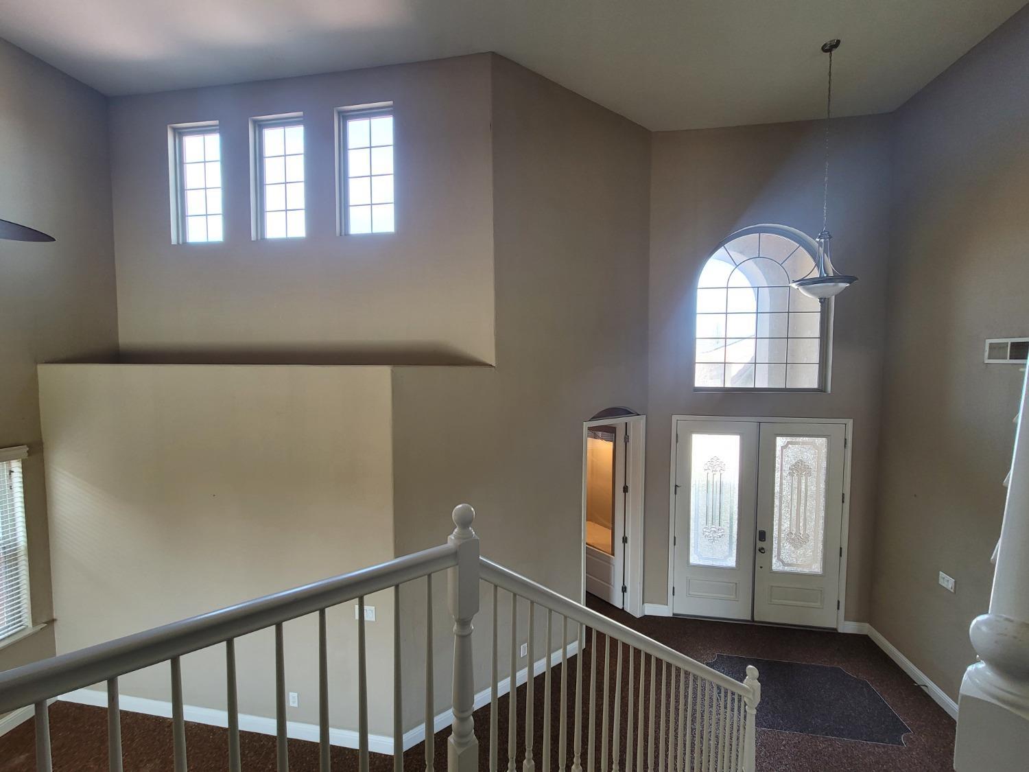 6587 W Wrenwood Ln, Fresno, CA 93723