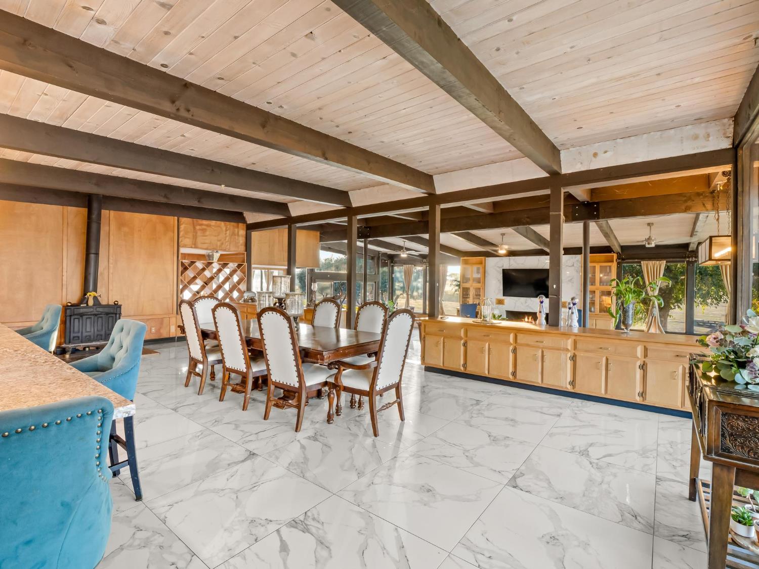 31204 Sierra Dr, Exeter, CA 93221