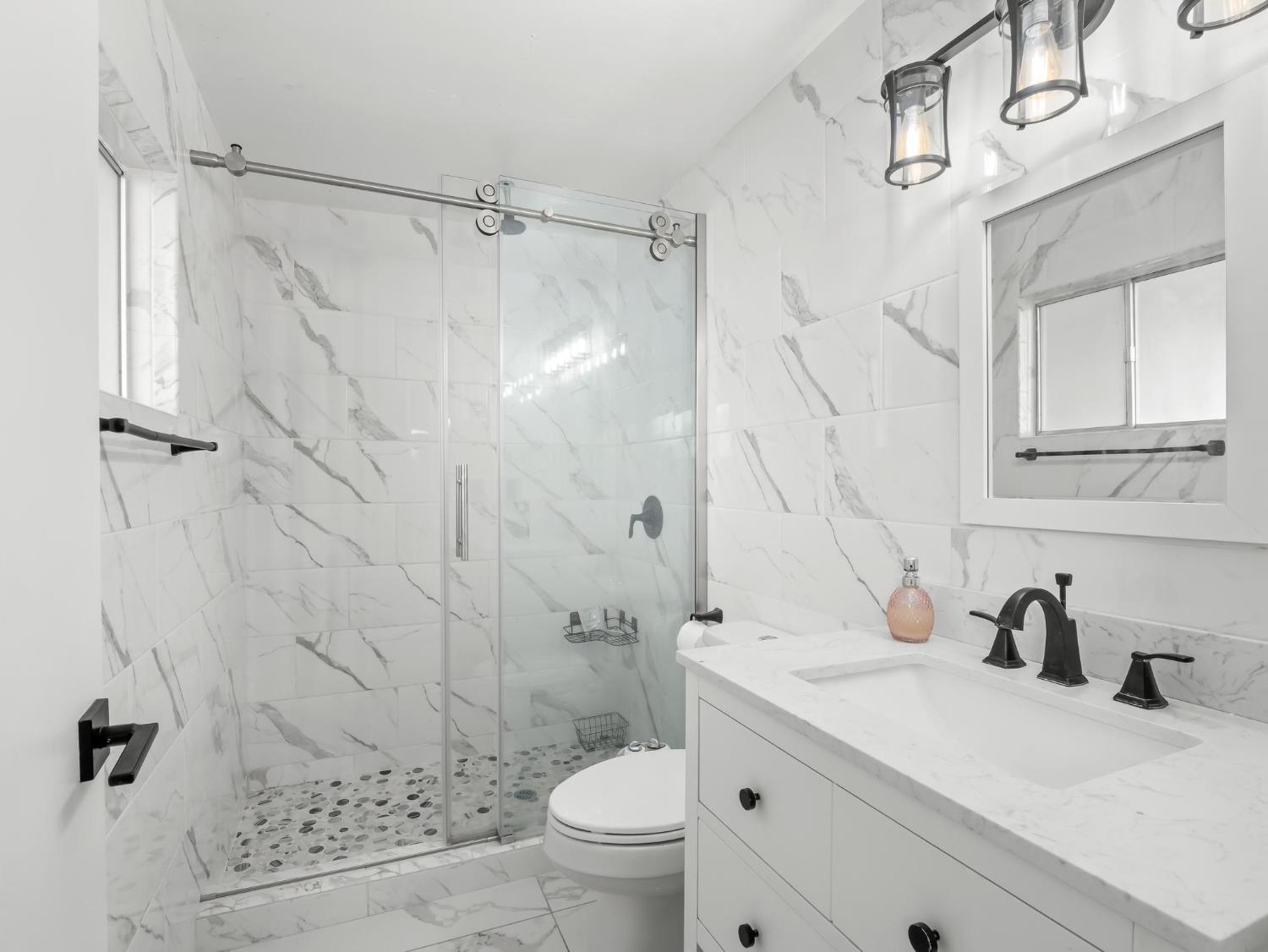 31204 Sierra Dr, Exeter, CA 93221