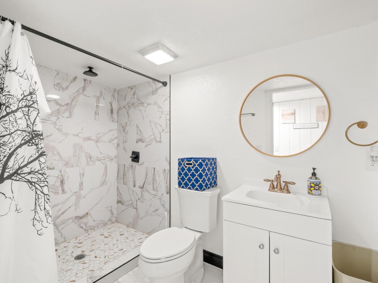 31204 Sierra Dr, Exeter, CA 93221