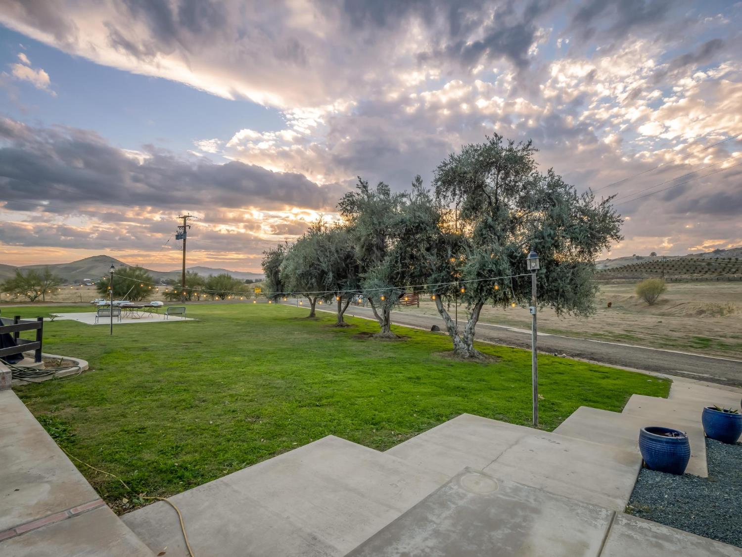 31204 Sierra Dr, Exeter, CA 93221