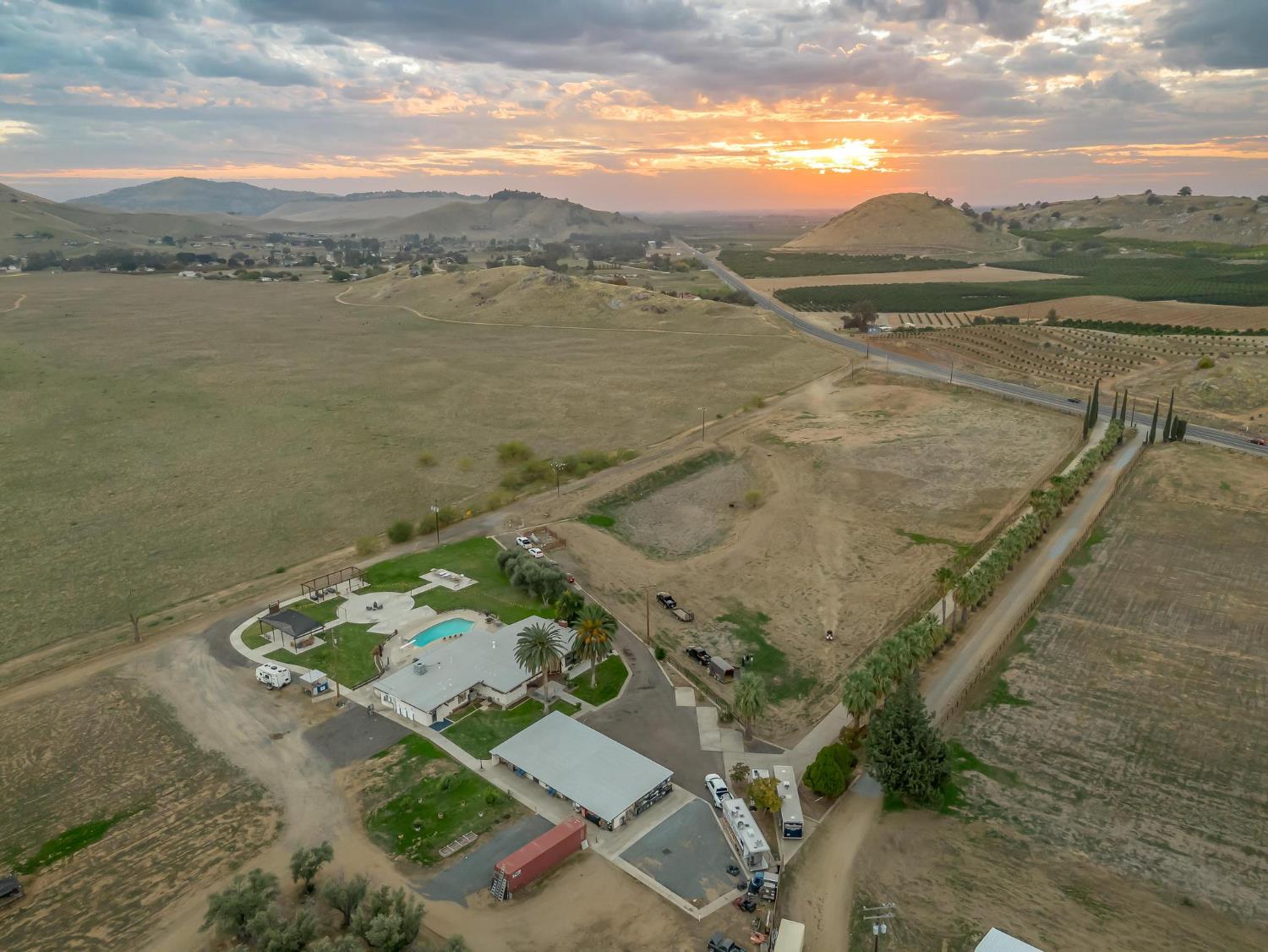 31204 Sierra Dr, Exeter, CA 93221