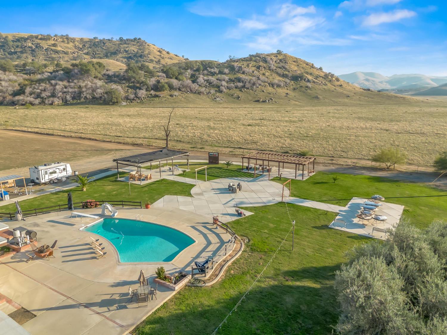 31204 Sierra Dr, Exeter, CA 93221