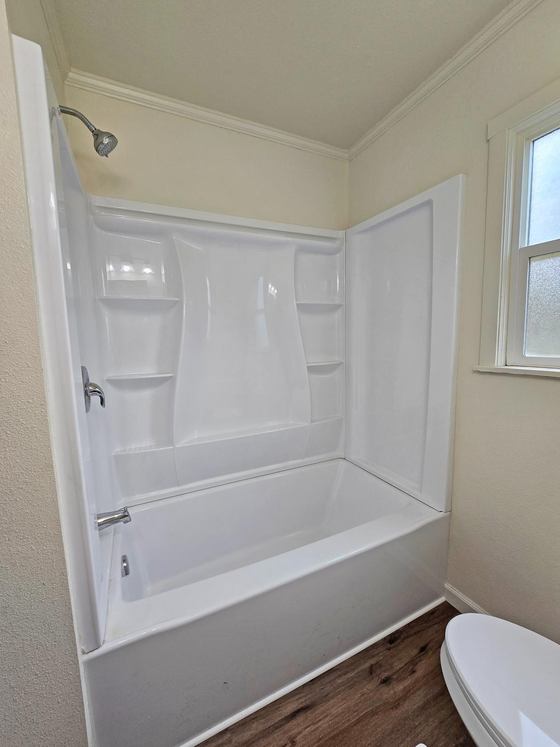 216 E Ashlan Ave, Fresno, CA 93704