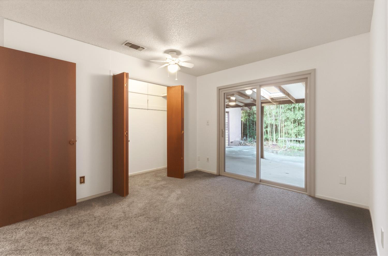 2432 Hicks St, Selma, CA 93662