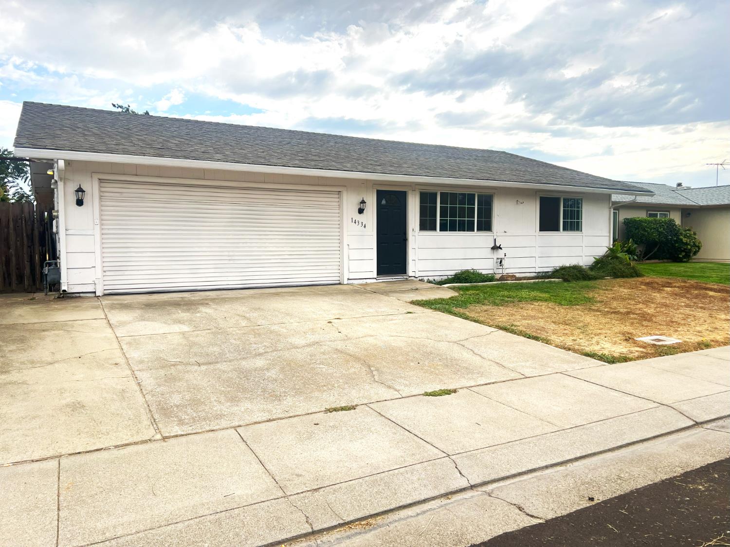 14334 E Prospect Pl, Lockeford, CA 95237