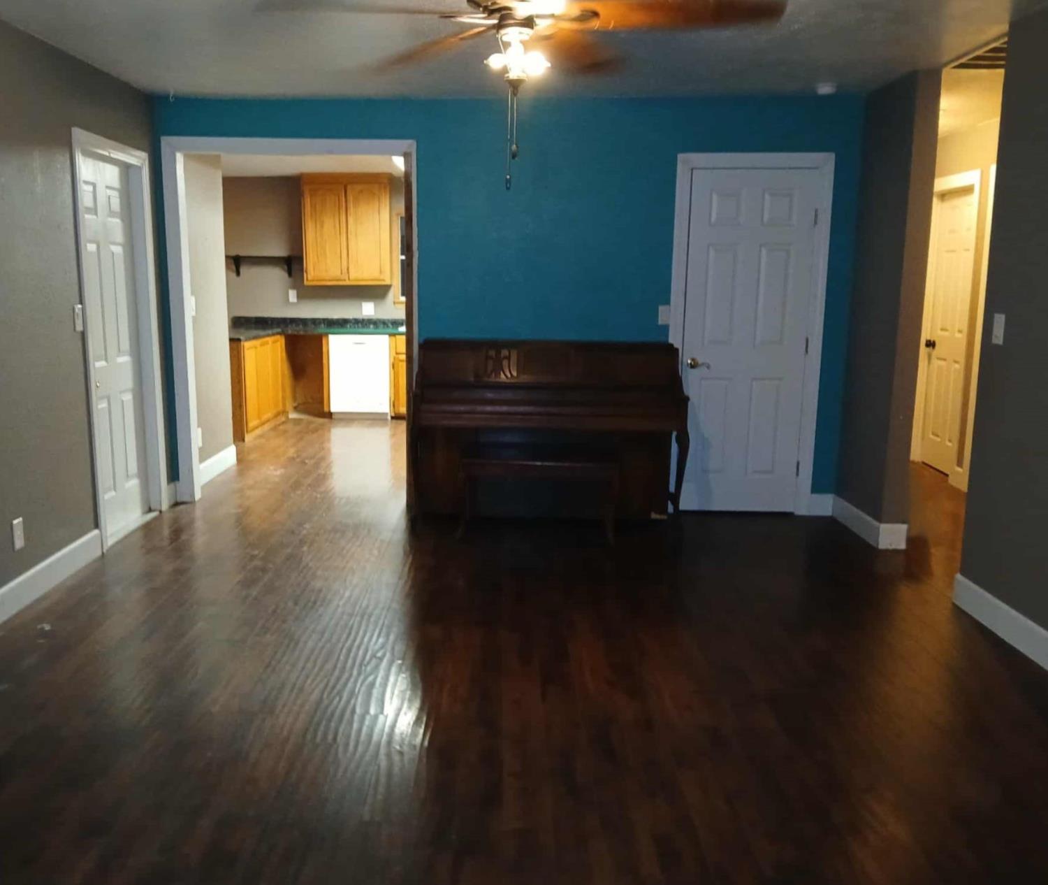 14334 E Prospect Pl, Lockeford, CA 95237