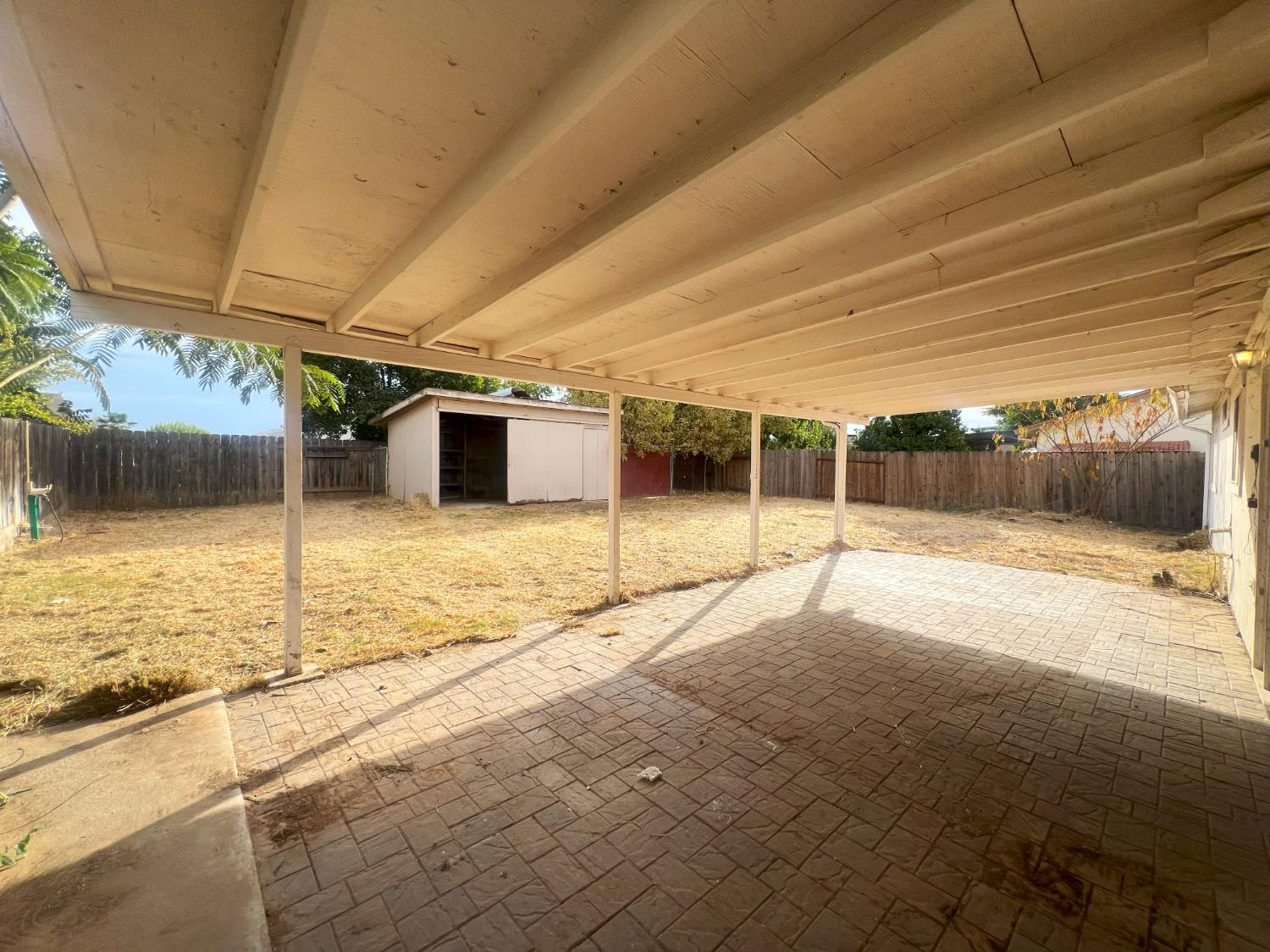 14334 E Prospect Pl, Lockeford, CA 95237