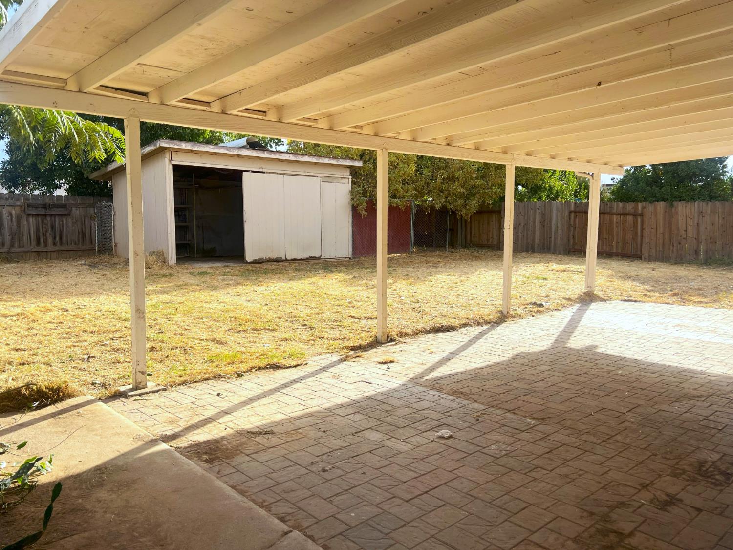 14334 E Prospect Pl, Lockeford, CA 95237