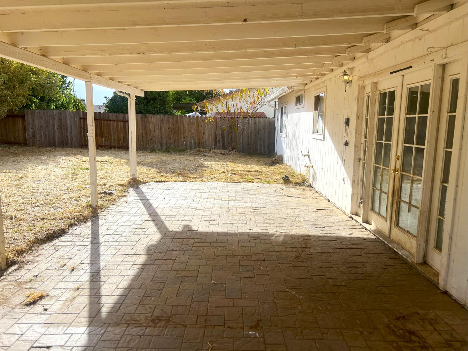 14334 E Prospect Pl, Lockeford, CA 95237