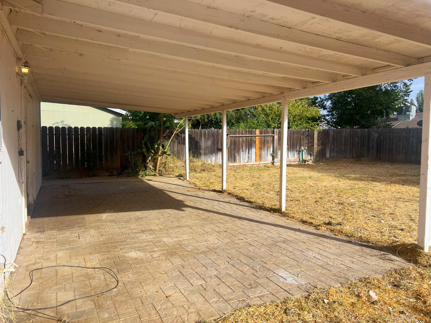 14334 E Prospect Pl, Lockeford, CA 95237